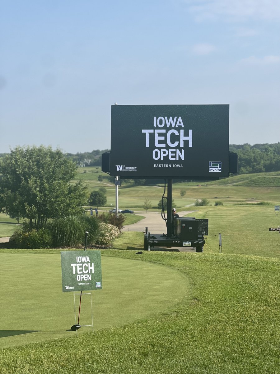 Lightedge's tweet image. The 2023 Tech Open was a success! We want to thank all the amazing individuals we had the pleasure of connecting with! 

A special shout-out to @TechnologyIowa, the organizers, for putting together an exceptional gathering.

#UniteIowaTech #TechOpen #Networking