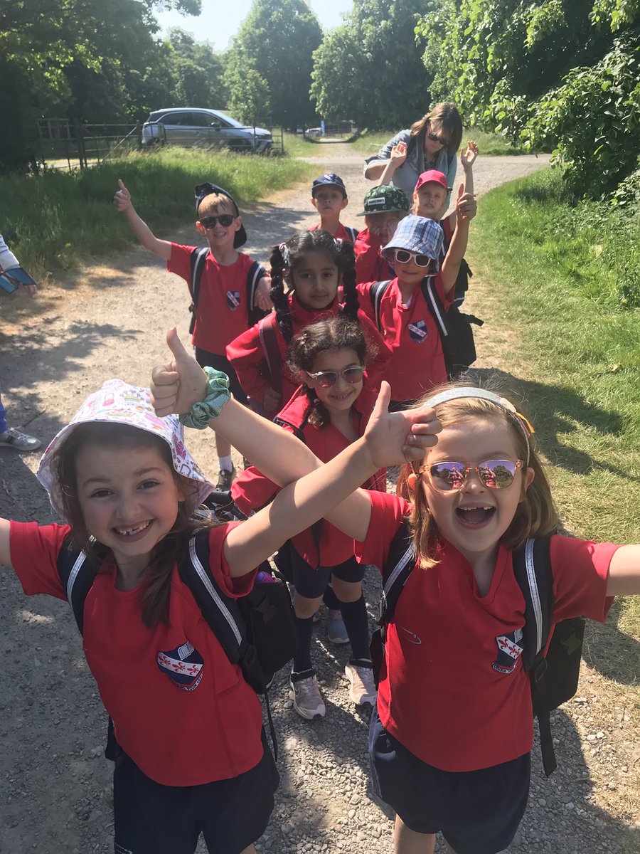 MonktonYear1's tweet photo. Many smiley happy faces and a popcorn pyramid!! 😎🍿#MonktonYear1 @MonktonTrip https://t.co/vtry6SnWNM