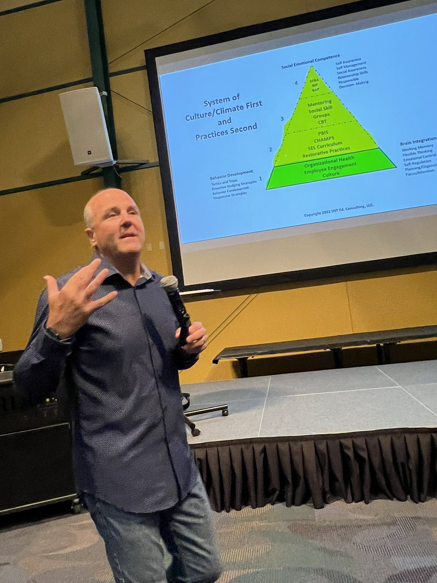 FrontierSchools tweet media