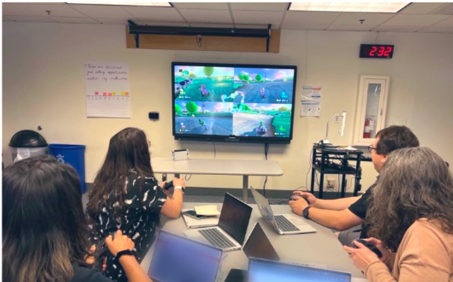 Had the best time with the <a href="/KentSchools415/">Kent School District</a> Digital Learning Team testing out the <a href="/Promethean/">Promethean</a> #ActivPanel for the new Esports program! (Sidenote: I came in 2nd!) 😊
