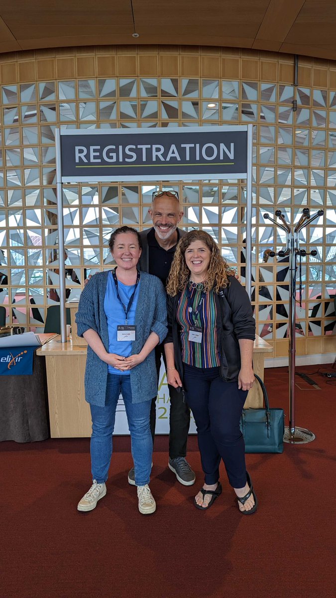 _mdoyle_'s tweet photo. Thoroughly enjoyed my 1st Elixir All Hands meeting. Had delightful discussions with new and old friends & exciting new collaborations were started. And the icing on the cake - the nod to @Bioconductor during @ELIXIREurope Director @NBlomberg's concluding note! ๐โค๏ธ
#ELIXIR23 https://t.co/HKNSi4X8Wk
