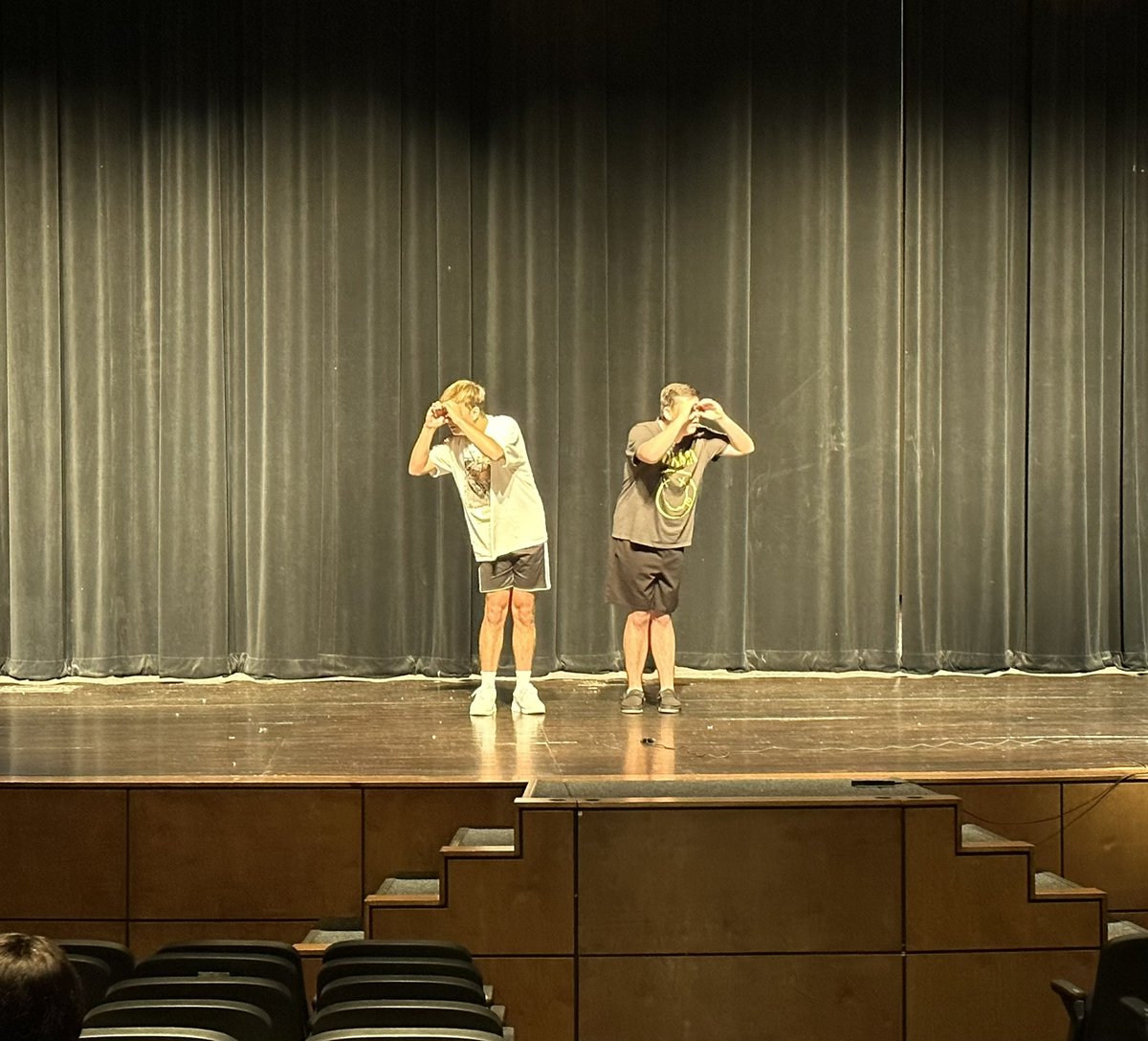 OGHSKnights's tweet photo. While school is out for the summer, we have 11 interpers and 3 debaters perfecting their craft for the National Speech and Debate Competition on June 10-17 in Phoenix, AZ. 

Last year the team placed in the top 20 in the country and was named a School of Excellence! Good luck! https://t.co/TJHu0bmEoP