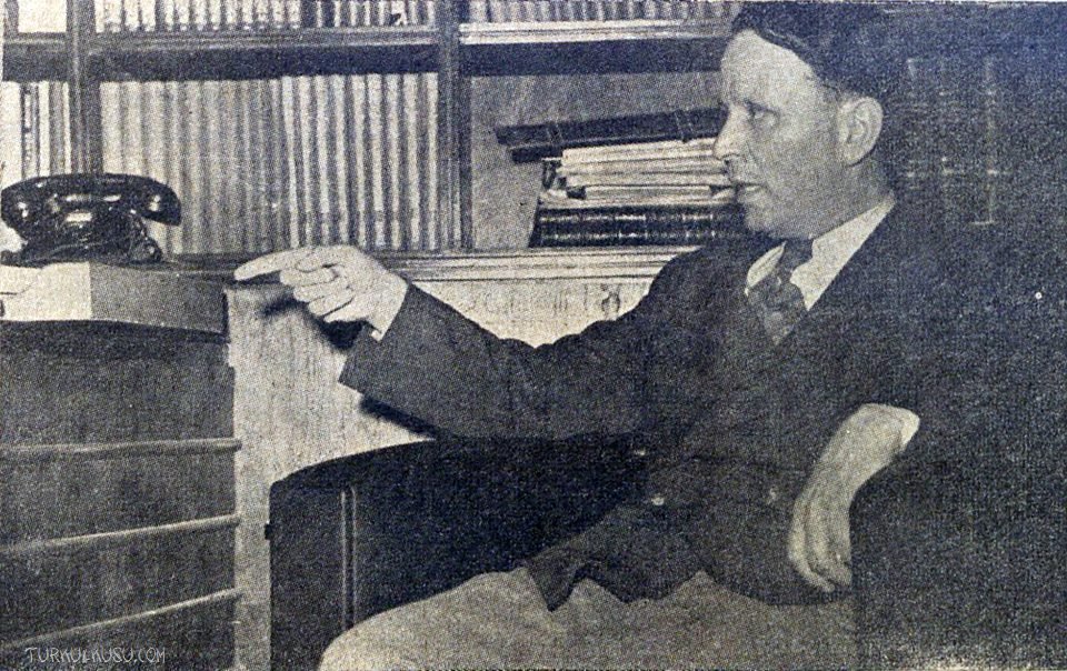 "Türkçülüğün en büyük düşmanı ahlaksızlıktır."

Hüseyin Nihâl Atsız