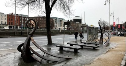 CDETBFinglasTC's tweet photo. The Carpentry and Joinery apprenticeship section in Finglas Training built benches as part of the restoration of the Viking ship monument on wood quay. https://t.co/JN7oNHd5TX