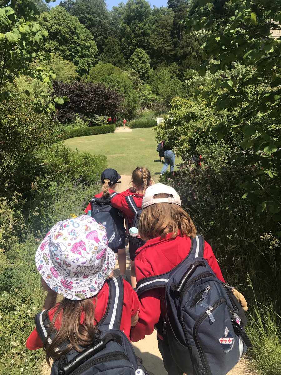 MonktonYear1's tweet photo. We’ve enjoyed some beautiful views @NTDyrhamPark #MonktonYear1 @MonktonTrips https://t.co/hl3DyGbBRd