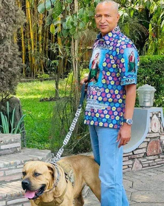Rien de compromettant n’a été retrouvé dans la résidence de Moïse Katumbi à Kinshasa selon Francis Kalombo qui dit avoir assisté à la perquisition ce matin.
#AXEmedia 🤞