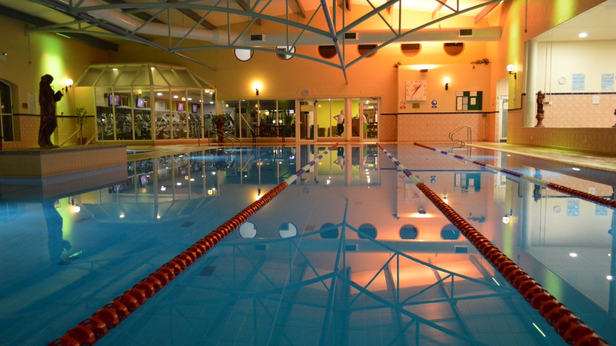 Looking for a Family Friendly Hotel with
Pool facility? Look no more!

Our Guests have FREE access to our Leisure Centre:
✅ Adults and children Swimming Pool
✅ Jacuzzi
✅ Sauna
✅ Gym

Your Family Holiday Fun begins at Treacys West
County Hotel!

 treacyswestcounty.com