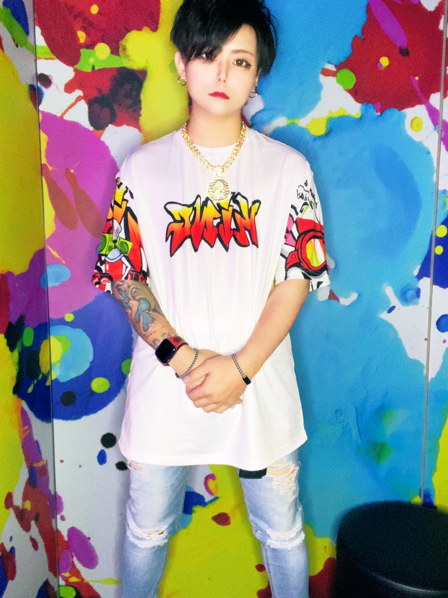 Yasu1101Reazy's tweet photo. 服買ったねん。 https://t.co/1cHCJ6pHQX
