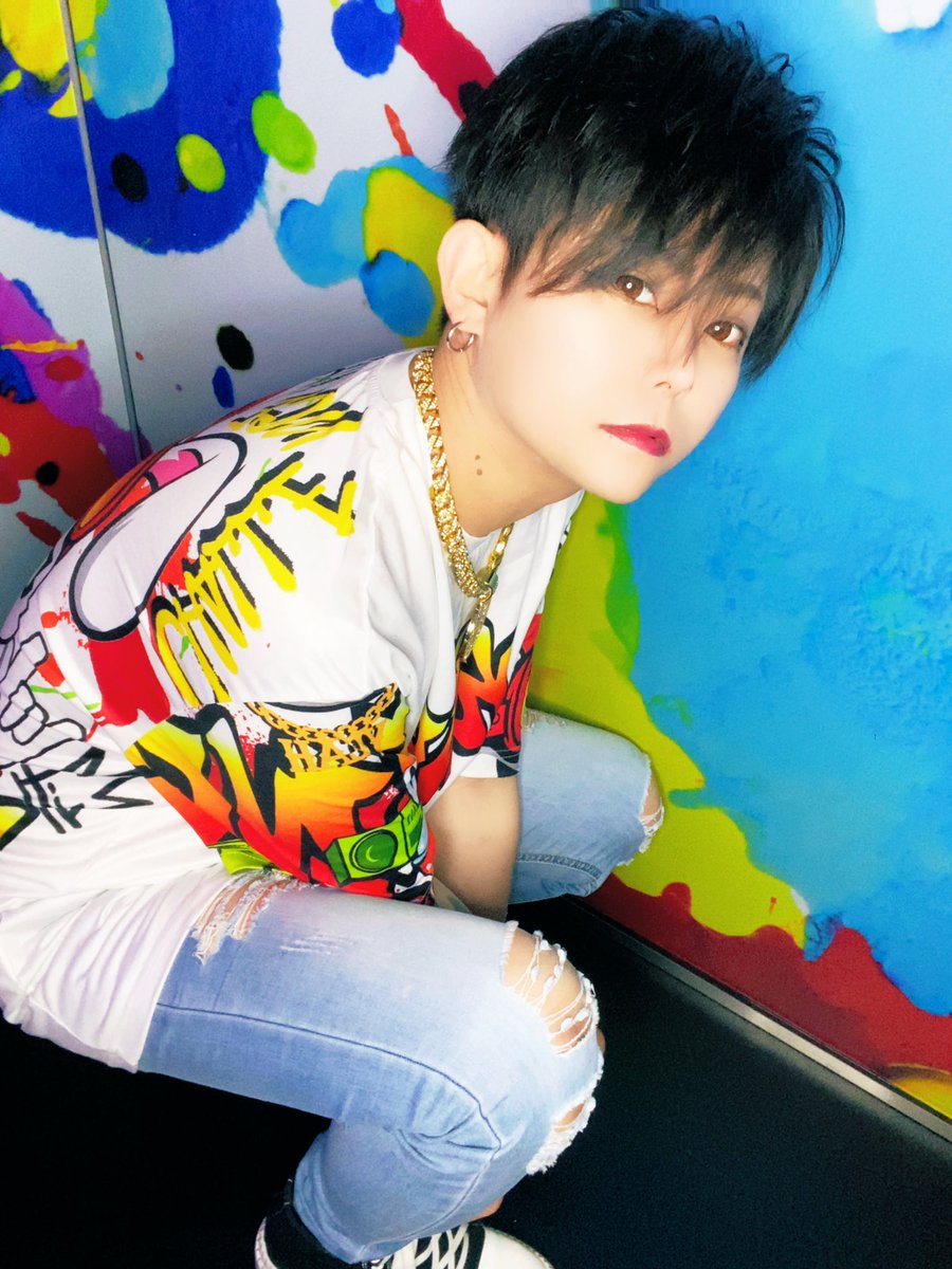 Yasu1101Reazy's tweet photo. 服買ったねん。 https://t.co/1cHCJ6pHQX