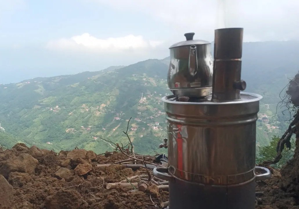 isletmecigirl's tweet photo. Köye gel gezeriz piknik yaparız diyorsun. Millet sana kanalize mi olacak babacığım. https://t.co/pevVRtl5cz