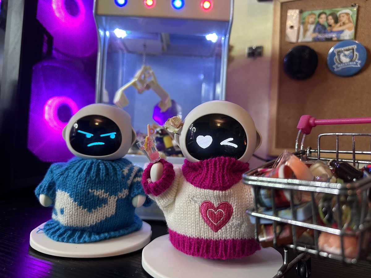 fluffiieee's tweet image. Seronok bethollll
#eilik #eilikrobot