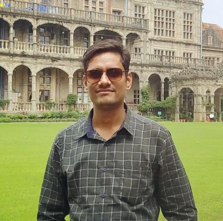 इंजीनियर साहब को जन्मदिन की हार्दिक शुभकामनाएँ भगवान कामता नाथ जी की कृपा बनी रहे 🎂🎂🎂🎂🎂
HAPPY BIRTHDA