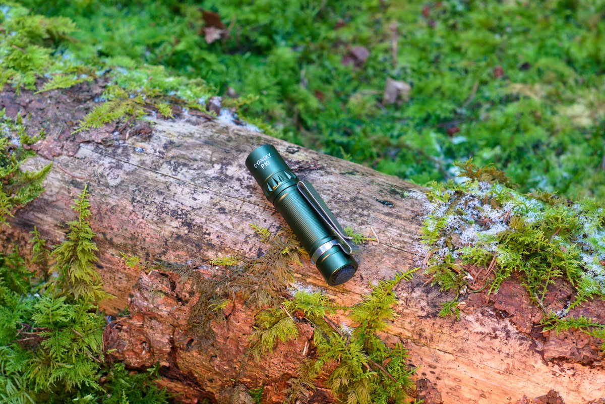cyanskylight's tweet image. CYANSKY P10 - A compact, versatile light that runs on AA or NiMH batteries. Say goodbye to charging hassles and enjoy the convenience of replaceable batteries. Check it out! 
#cyanskyp10 #edclight #miniflashlight #edctorch
