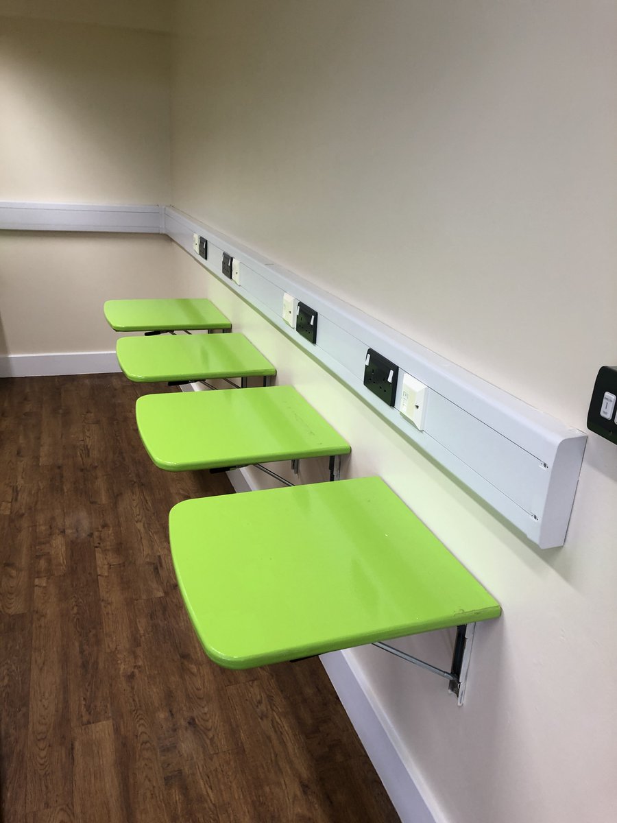 RBWM_Libraries's tweet photo. Keeler did a wonderful job of decorating the Community Room at Dedworth Library during half term. Thank you to all the @KeelerLtd staff who participated in giving back to the community in this way. Book the Community Room for your event or activity here: https://t.co/uABVgArw7a https://t.co/WHKWLkMw3L