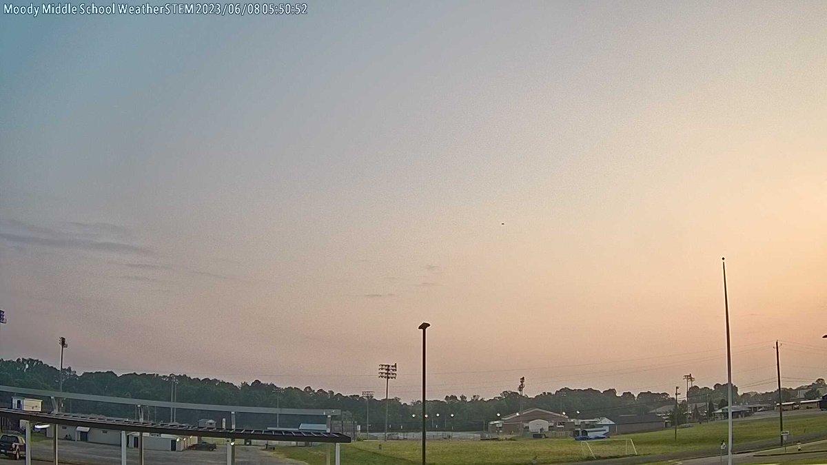 Moody Middle School at sunrise and it's 63.4 F.