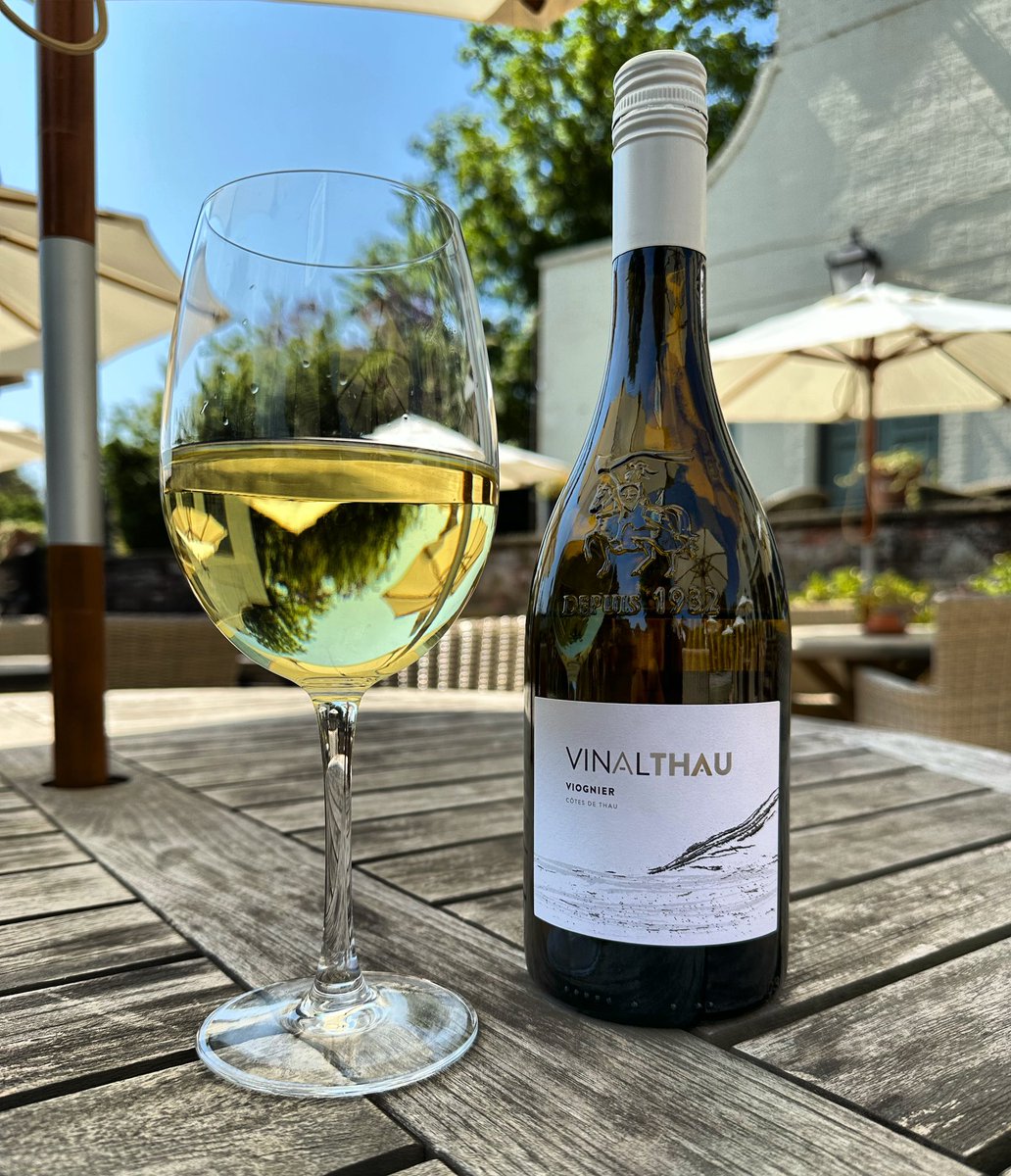 Our wine of the month here at The Bell is the Vinalthau Viognier! It is a complex and exotic white with a zippy freshness to help balance the wine through the palate. It is from Côtes de Thau in the  south of France! Come down and enjoy a glass or bottle in the sun☀️