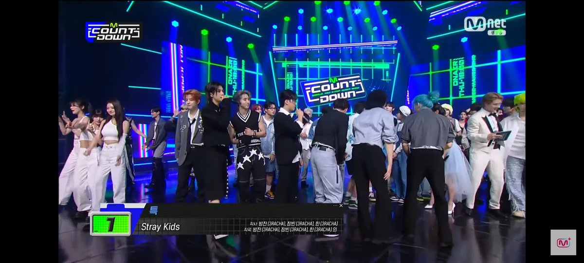 dorinosuni's tweet photo. Han is here and YEAAAAAY 2nd WIN FOR SCLASS
#SCLASS2ndWin
#S_CLASS2ndWin https://t.co/7jdeNCuR6y