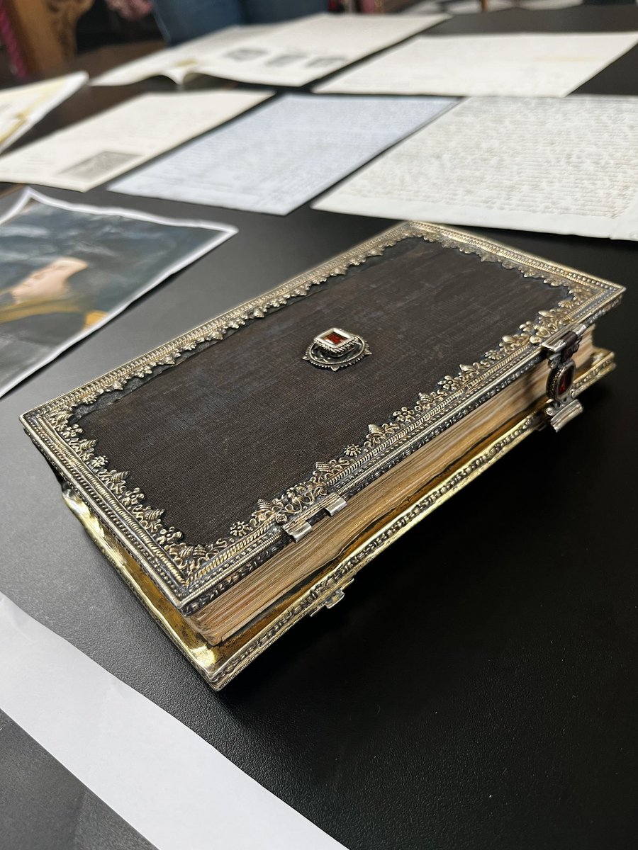 Katie Marshall tweet media