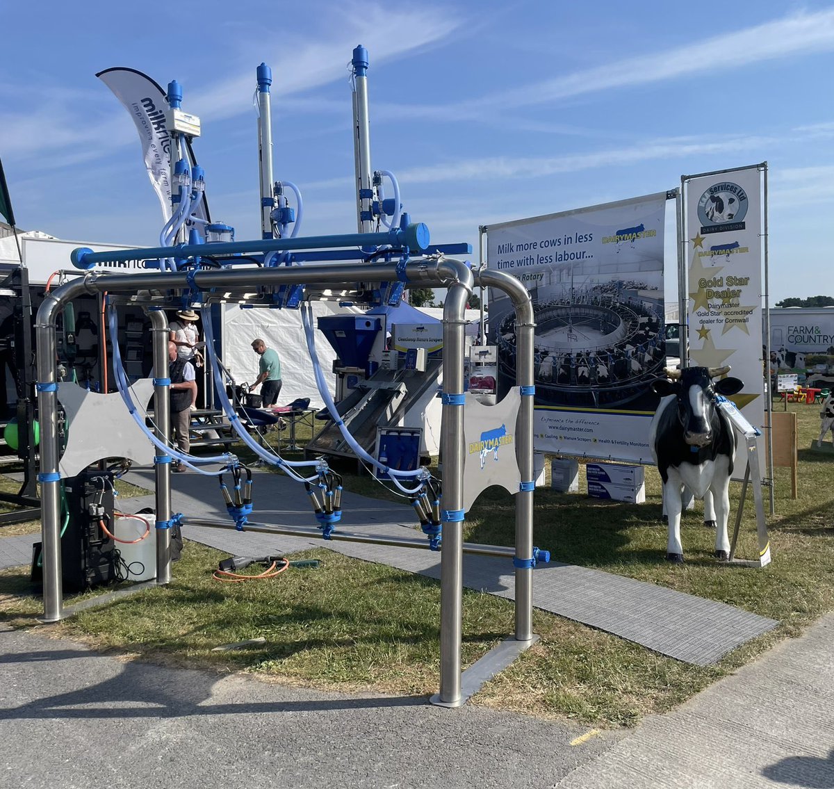 dairymaster's tweet image. We are ready to welcome everyone to our stand at the @RoyalCornwall Show over the coming days. Visit us at stand 451 to find out what’s new in dairy tech! 
#Buildingbetterproducts #experiencethedifference #dairytech #royalcornwallshow