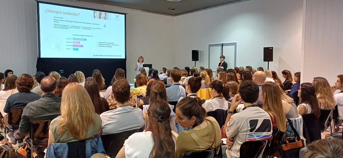 Espectacular el interés que ha generado el curso de actualización en técnicas de diagnóstico y monitorización en #sueño y #VNI!! Gente en lista de espera esperando en la puerta, gente de pie y sentada en suelo. Sentimos no haber podido acoger a más..#EmbrujoSEPAR #56CongresoSEPAR