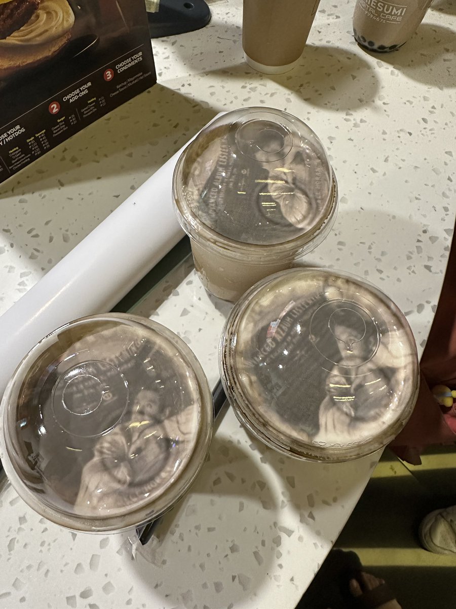 keshi_kulto's tweet image. Had the opportunity to listen to Niall’s upcoming album “The Show” first thanks to @UMUSICPH 💛

You guys are not ready for this, the album is so good!!! 😭🫶