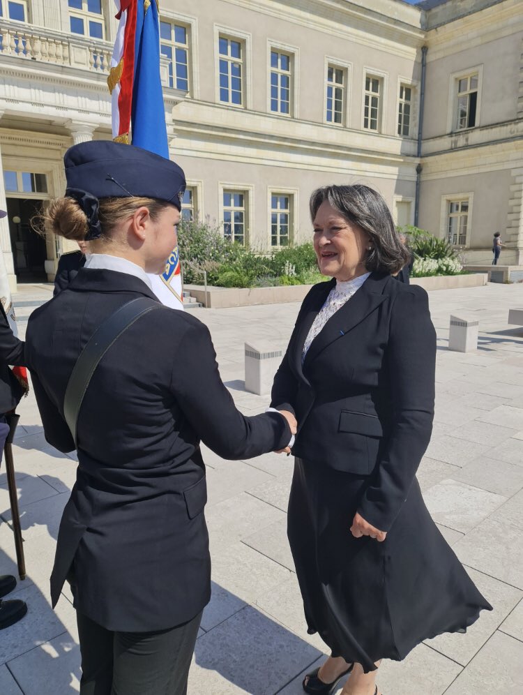 Pour ne jamais oublier, Cérémonie commémorative et d’hommage aux « Morts pour le France » en Indochine, Bataille de Diên Biên Phu. La République n’oublie aucune guerre, aucune génération de feu, aucune mémoire #Féjus #MémorialGuerreIndochine