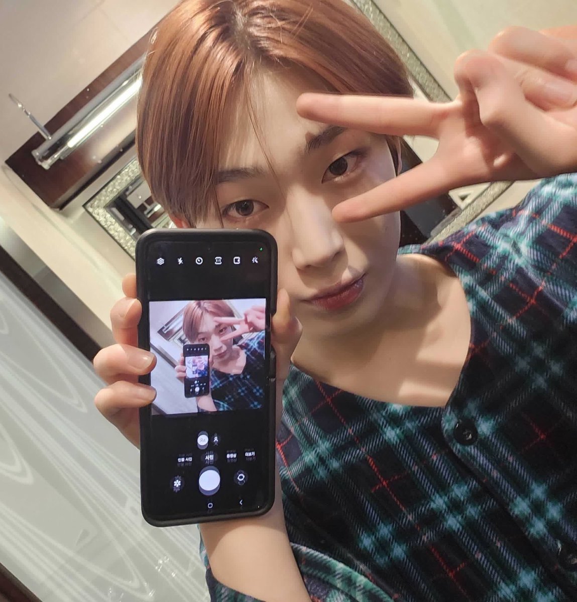 eli | ia TᴖT tweet media