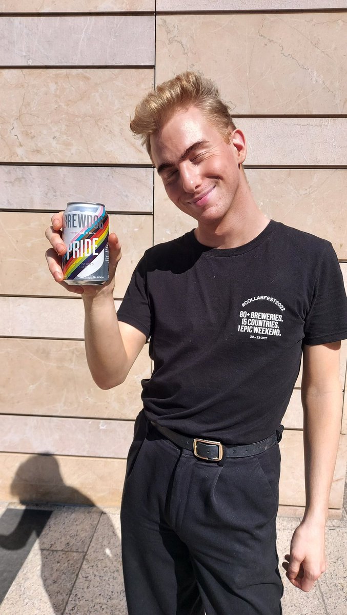 We welcome Pride month with our very own Guava Lager Pride beer! Make sure to pick up a can the next time you visit! 🏳️‍🌈

#brewdog #canarywharf #canary #brewdogcanarywharf #pridemonth #pride #pride2023 #summer