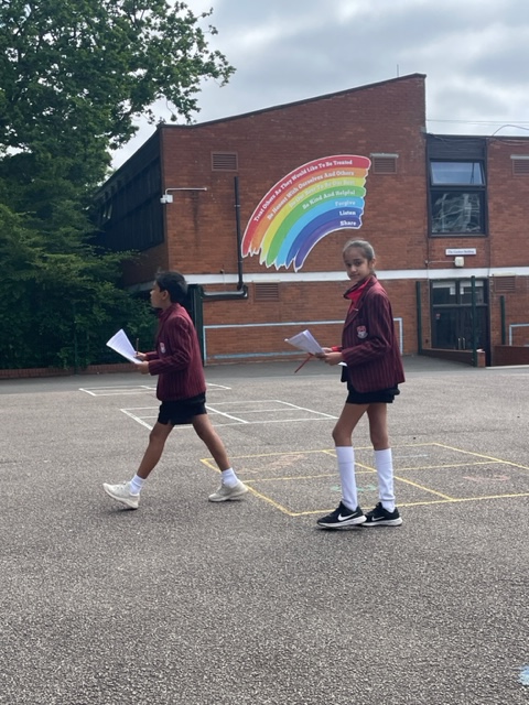 OrleyFarmSchool's tweet photo. Year 5 put their map reading skills to the test this week by completing the #OFSOrienteering course in #OFSGeography. Thankfully no one got lost! #Orienteering #geography #harrowschools #OFSGoodjudgement https://t.co/Ueos805edg