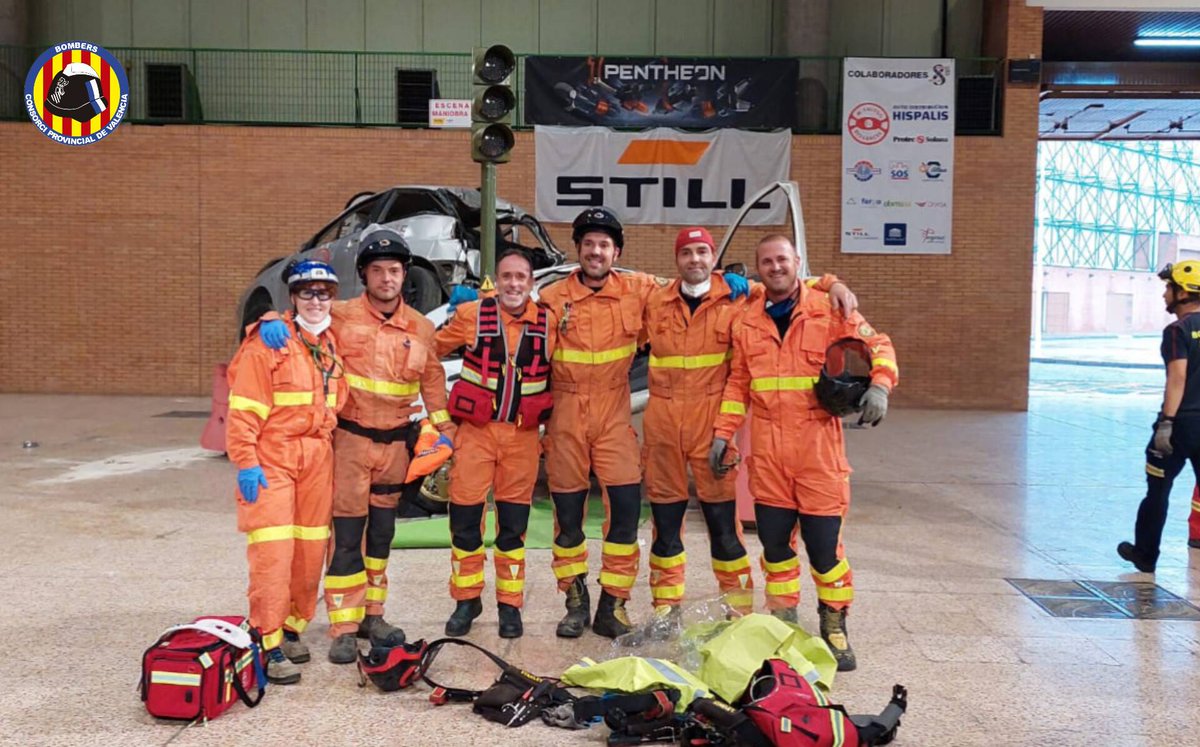 BombersValencia's tweet photo. 👩🚒Els nostres equips, Sagunt i Alzira, ja han realitzat les seues maniobres de hui a #ENRAT2023, amb maniobra ràpida i maniobra estàndard respectivament
👏Demà noves proves en este encontre nacional d'excarceració que congrega representants de tota Espanya
#COMENEX @APRATSPAIN1 https://t.co/1vno0joCML