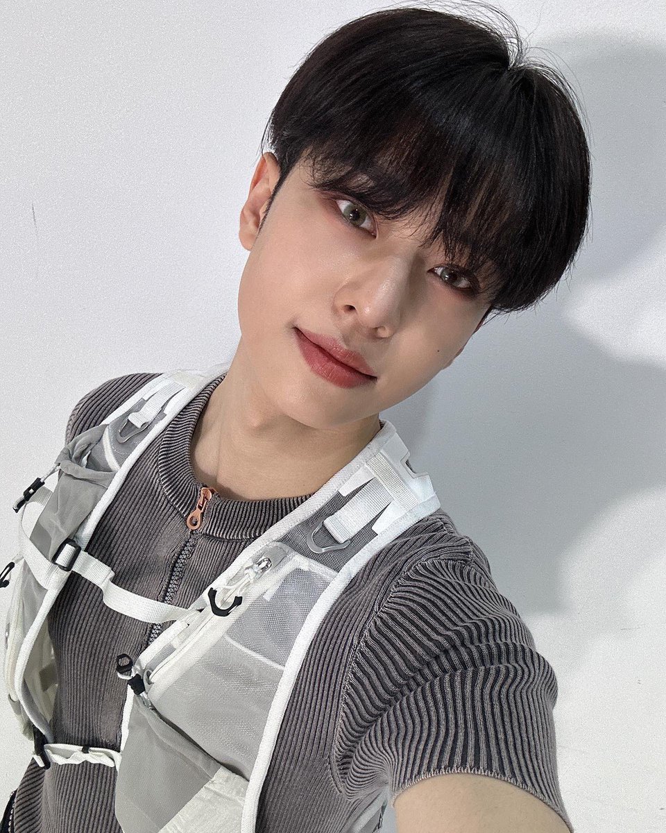 INTL_AB6IX's tweet photo. [📸/230608] ab6ix_official Instagram — Donghyun

“Had so much fun on todays performance~~~
Congrats to MCD for 800th episode~~~~~💙💙”

🔗 https://t.co/8t4uaK6WLK

©AB6IX INTL

#AB6IX  #에이비식스  #전웅  #김동현  #박우진  #이대휘  @AB6IX @AB6IX_MEMBERS https://t.co/MqlO2OfIxt
