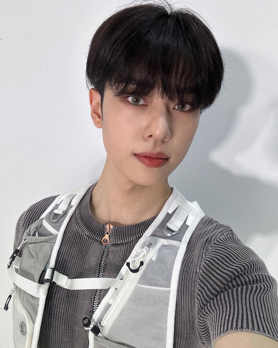 INTL_AB6IX's tweet photo. [📸/230608] ab6ix_official Instagram — Donghyun

“Had so much fun on todays performance~~~
Congrats to MCD for 800th episode~~~~~💙💙”

🔗 https://t.co/8t4uaK6WLK

©AB6IX INTL

#AB6IX  #에이비식스  #전웅  #김동현  #박우진  #이대휘  @AB6IX @AB6IX_MEMBERS https://t.co/MqlO2OfIxt