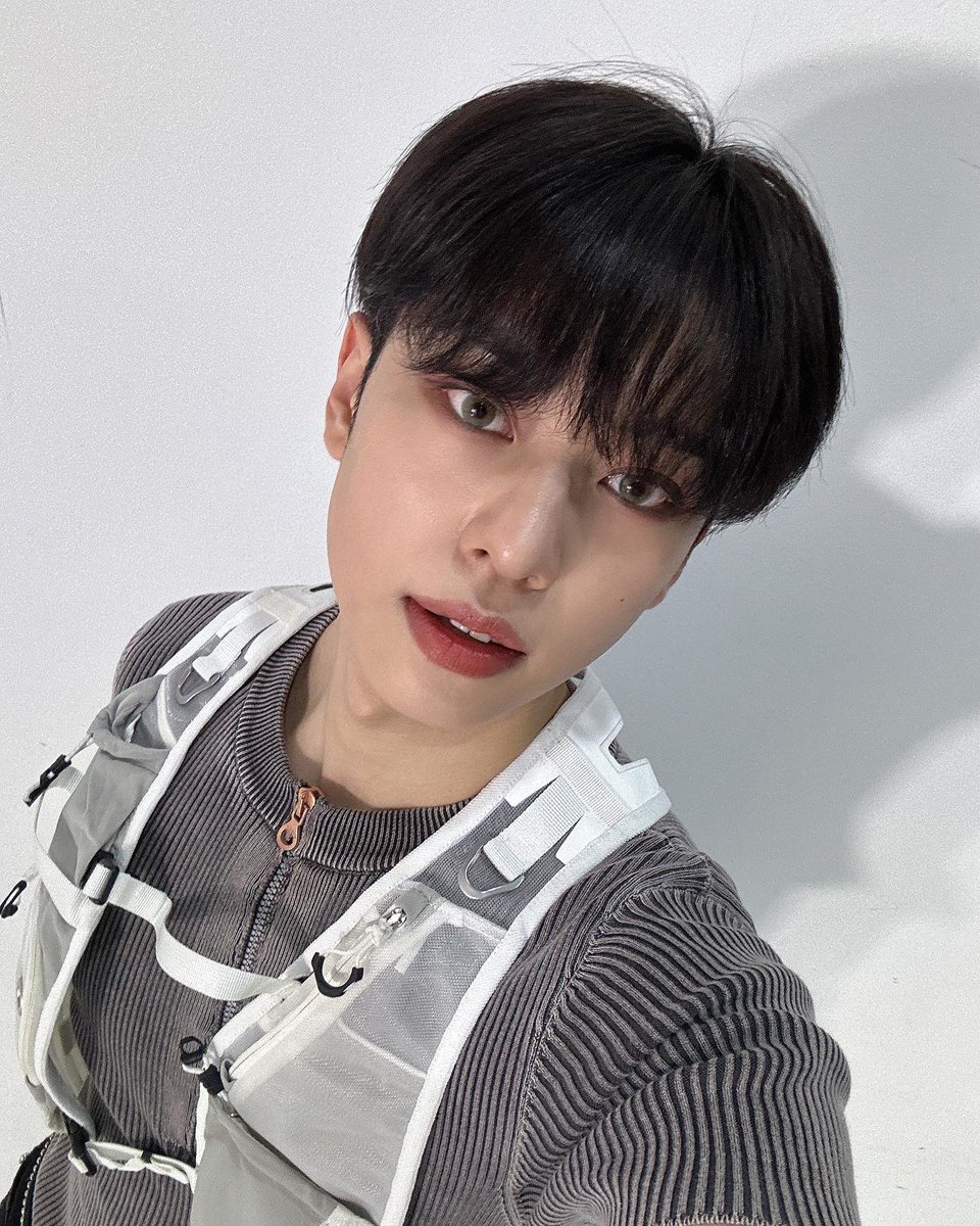 INTL_AB6IX's tweet photo. [📸/230608] ab6ix_official Instagram — Donghyun

“Had so much fun on todays performance~~~
Congrats to MCD for 800th episode~~~~~💙💙”

🔗 https://t.co/8t4uaK6WLK

©AB6IX INTL

#AB6IX  #에이비식스  #전웅  #김동현  #박우진  #이대휘  @AB6IX @AB6IX_MEMBERS https://t.co/MqlO2OfIxt