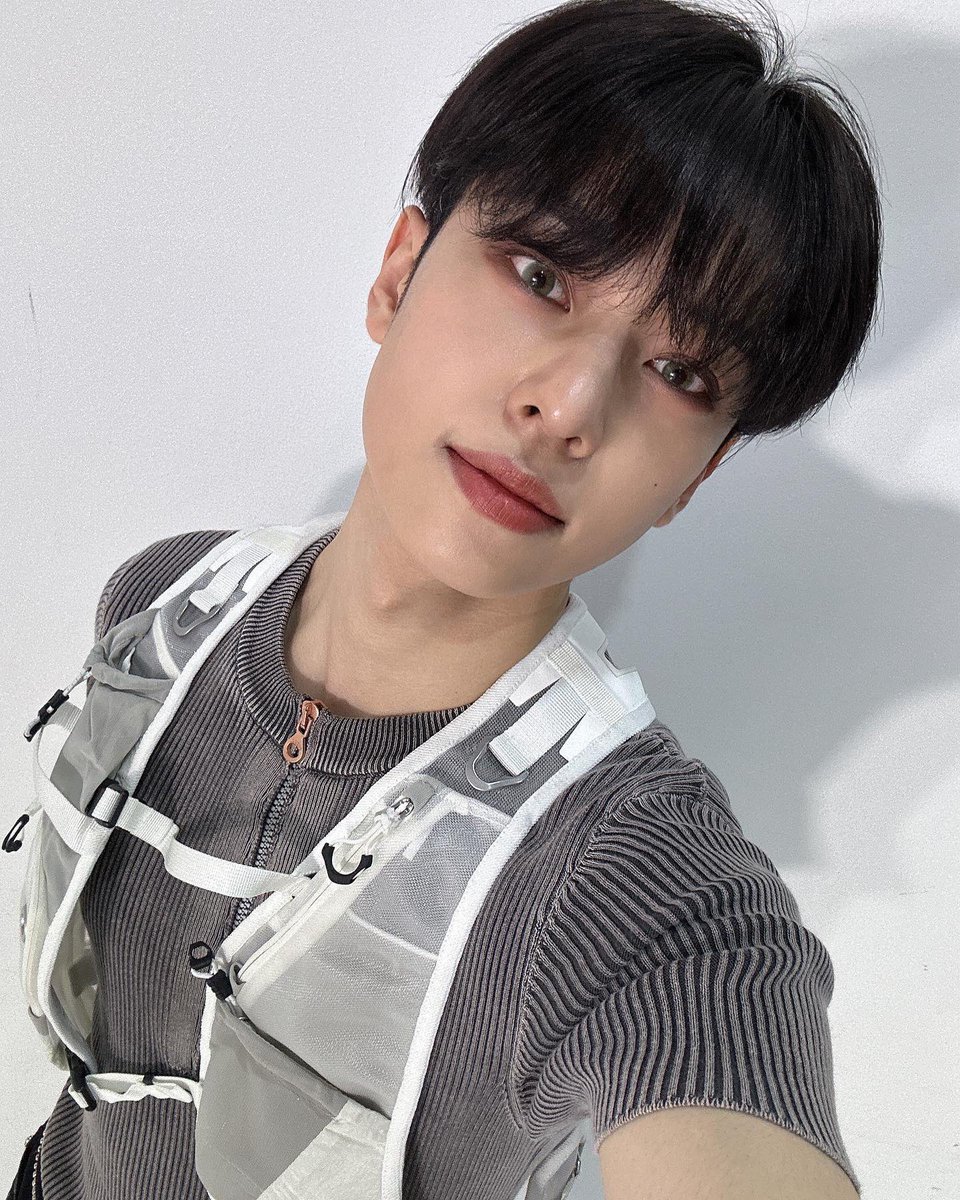 INTL_AB6IX's tweet photo. [📸/230608] ab6ix_official Instagram — Donghyun

“Had so much fun on todays performance~~~
Congrats to MCD for 800th episode~~~~~💙💙”

🔗 https://t.co/8t4uaK6WLK

©AB6IX INTL

#AB6IX  #에이비식스  #전웅  #김동현  #박우진  #이대휘  @AB6IX @AB6IX_MEMBERS https://t.co/MqlO2OfIxt
