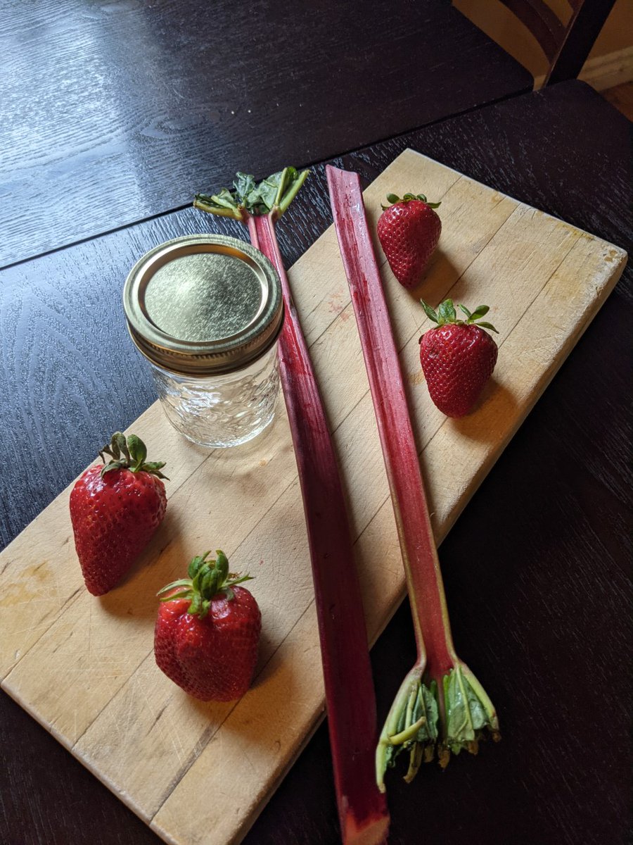 DarliseCafe's tweet photo. Strawberry-Rhubarb jam is here for a limited time https://t.co/bfVq5kmvO6