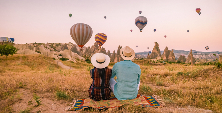 It turns out that money can buy you happiness!  Well, sort of. It depends on what you're buying...

akfp.net/research-money…