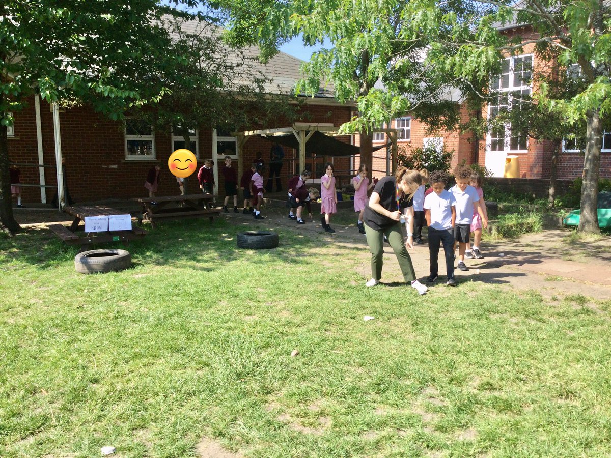 ThamesideSch's tweet photo. Excitement levels are high in Year 1 today after we discovered a trail of shells leading to a treasure chest full of exciting thing! Ask your child what message we found hiding inside and who it was from…#YSCtps #YTDtps #Year1tps #Englishhook @theliteracytree https://t.co/w4GZ7RMcYx
