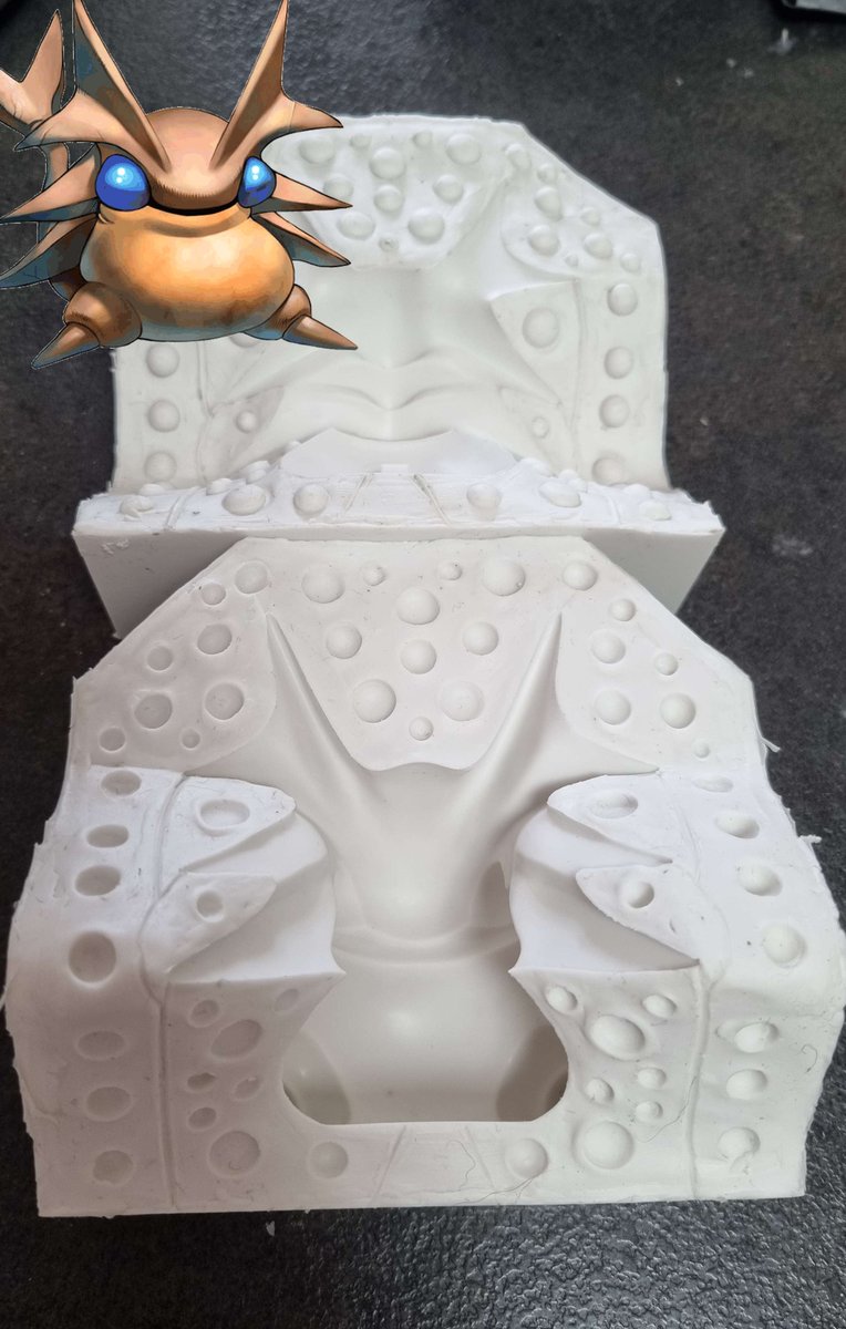 Mold for Venus is done ! Next is gonna be Mars with 3 pieces, another challenge for me

#芸術同盟 #GoldenSun #3dprint #goldensunfanart #黄金の太陽 #figurepainting #artrt #gamers #ArtistOnTwitter #artshare #myart