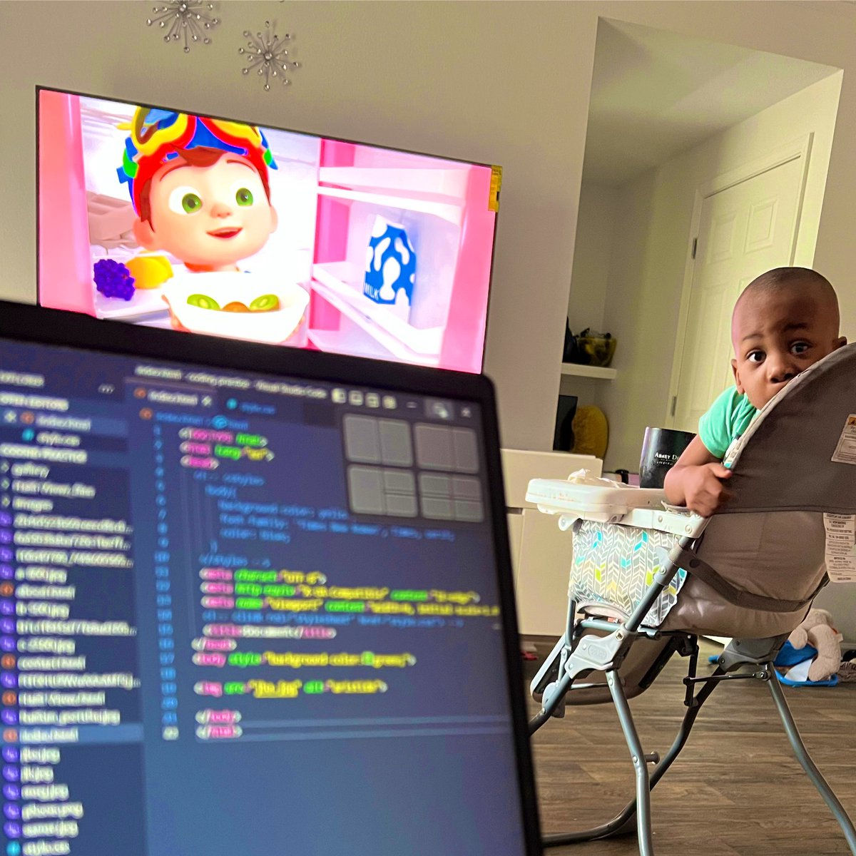 HelveLubin's tweet image. Another day into the coding world. #CssVariables looks scary! 🤦🏾 #Codingphase #TechAccelerator #100daysofcode @codingphase