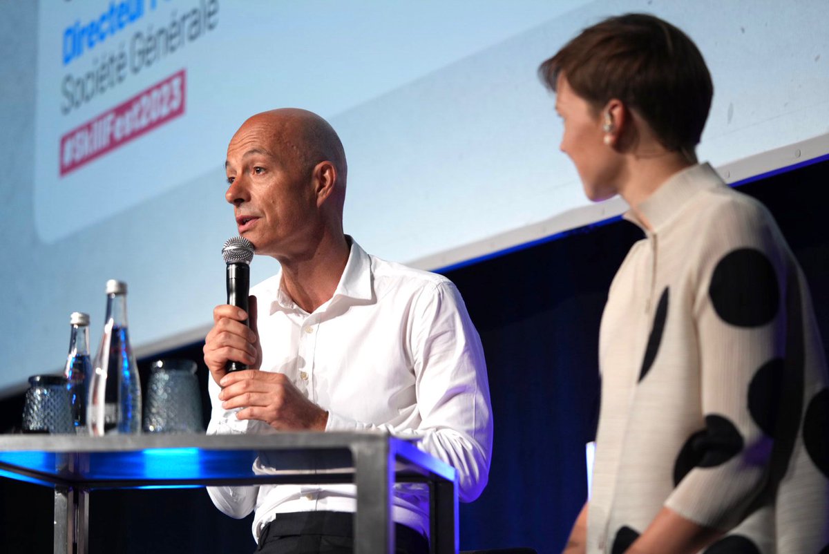 #SkillFest2023 🤘
<a href="/JohannGhilini/">GHILINI</a>, Directeur Formation Groupe évoque en particulier les liens entre compétences et performance au sein de la <a href="/SocieteGenerale/">Societe Generale Group</a>, et aborde les grands domaines de formation dans le secteur bancaire #RSE #Data #IA dans un monde en mutation !