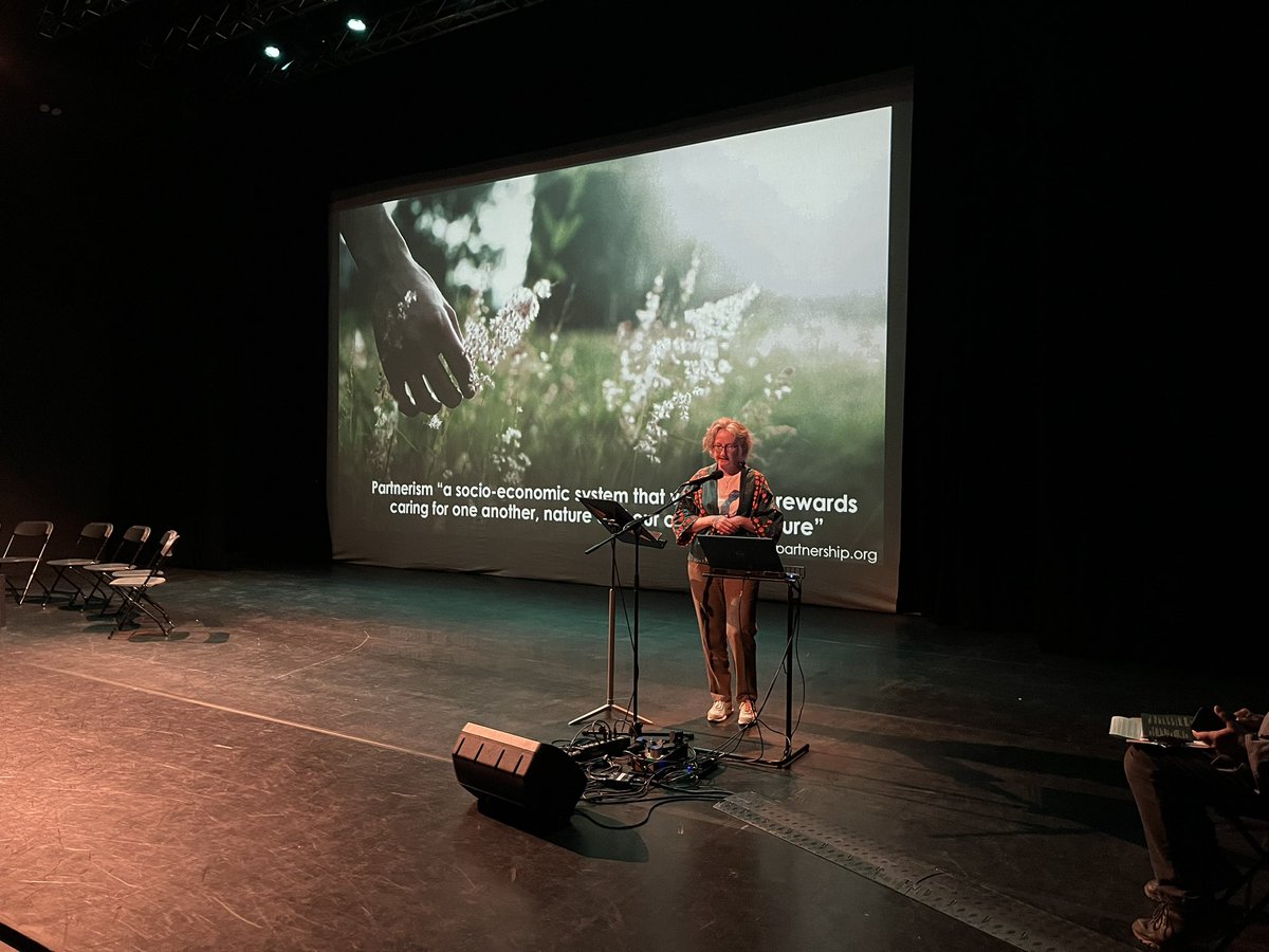 CallanWUnion's tweet photo. Some highlights from #MakingNeighbourhoods so far!
And the day is just beginning. #Communityled #reimaginingelderhood #creativeapproaches #partnerism #doughnuteconomics https://t.co/Ax73FiSI8L