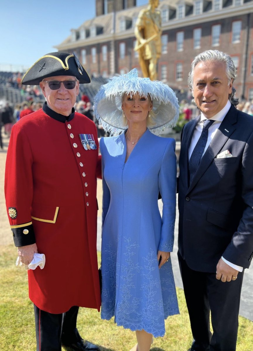 Dr Khan celebrating Founders Day at The Royal Hospital Chelsea with @friederikekrum and The Chelsea Pensioners today