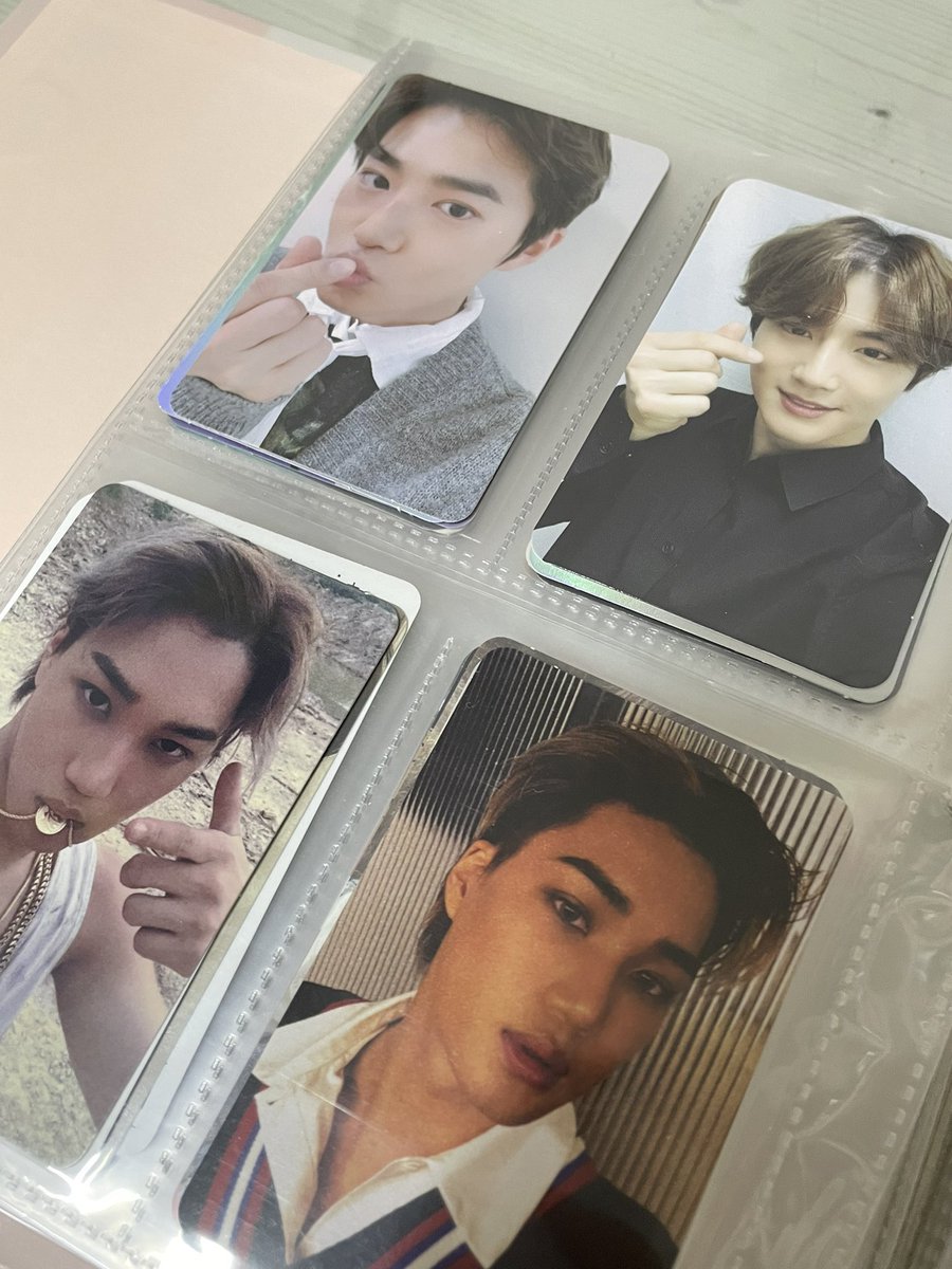bbhj05's tweet photo. 엑소 앨범 포카 양도
세훈 준면 수호 경수 디오 카이 종인 시우민 민석 https://t.co/xMwtyEgXGS