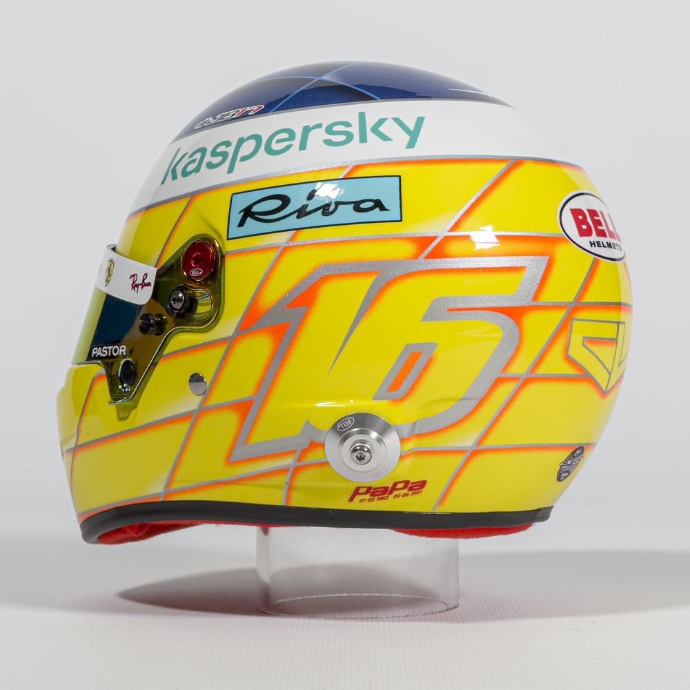 AfbMotorsport's tweet photo. CHARLES LECLERC MINI HELMET 2021 GP FRANCIA: https://t.co/xpm3BheVUq

#afbmotorsport #afb #auto #motor #sport #motorsport #shop #alpinestars #minihelmet #minihelmetf1 #helmetf1 #f1 #f1replica #f1helmet #helmetreplica #replica #collection #f1collection #hrxbespokemotorsport #hrx https://t.co/cM2lOUfT06