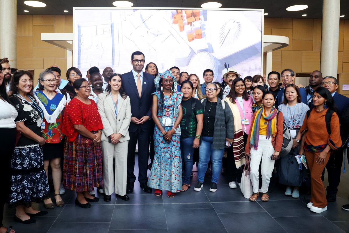 أكد معالي د. سلطان الجابر، الرئيس المعيّن لمؤتمر الأطراف #COP28UAE اليوم خلال لقاء تنسيقي مع تجمع الشعوب الأصلية ضمن اجتماعات مؤتمر بون للمناخ #SB58 أهمية دورهم في العمل المناخي الفعال، مشيراً إلى أن #COP28 سيتضمن جناحاً مخصصاً للشعوب الأصلية.