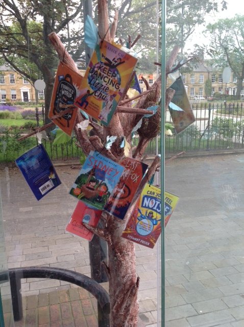 North Tyneside Libraries tweet media