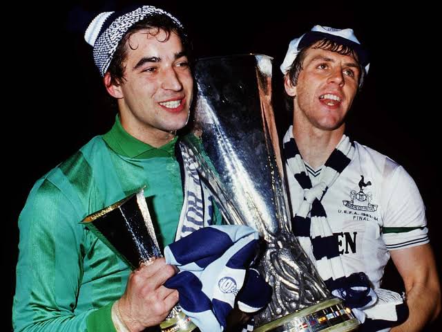 Paul Cook tweet media