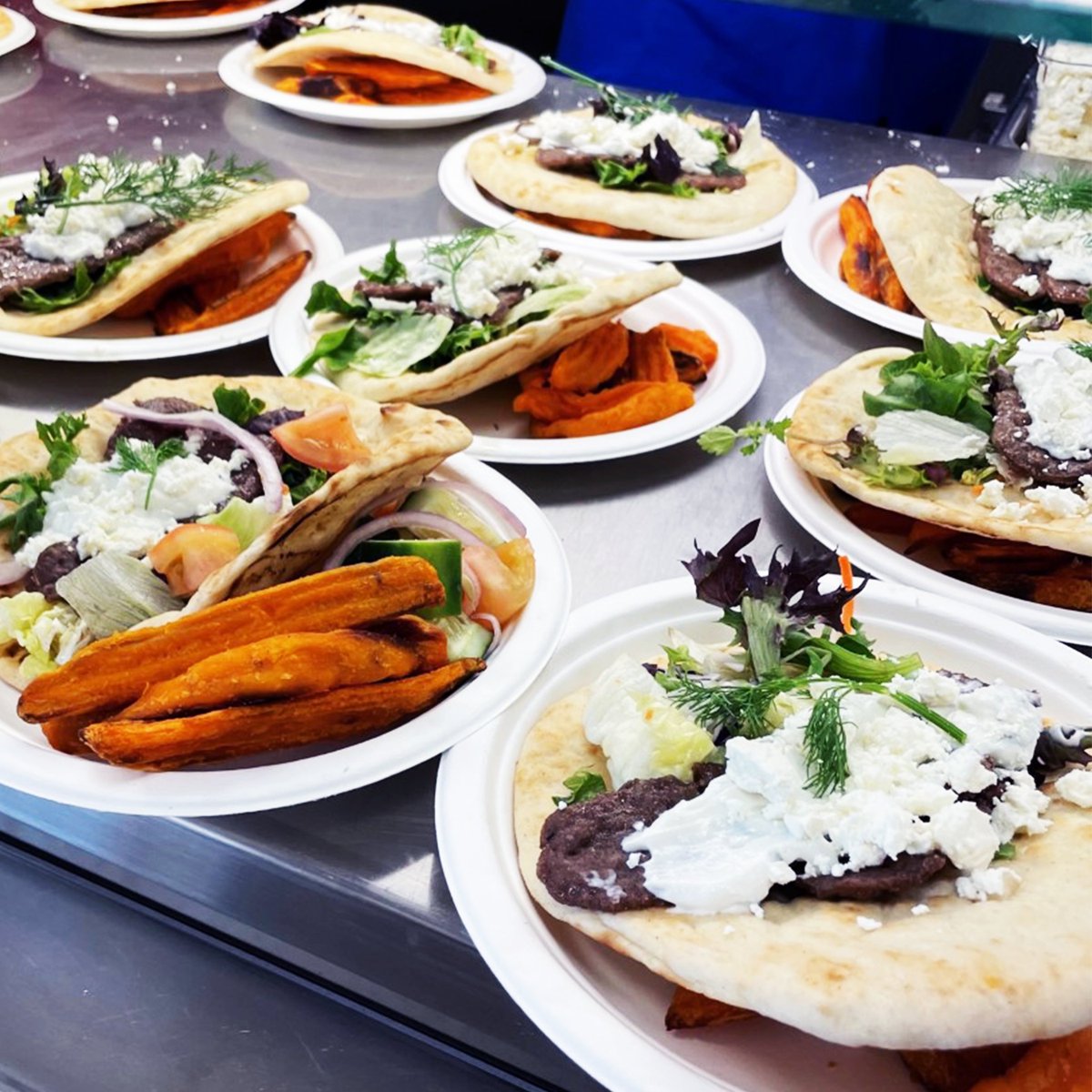 FreshPicksCafe's tweet photo. Longmeadow, MA recently prepared some
delicious middle-eastern fare for school lunch including Gyros and Tikka Masala! https://t.co/8eaw3L4sOe