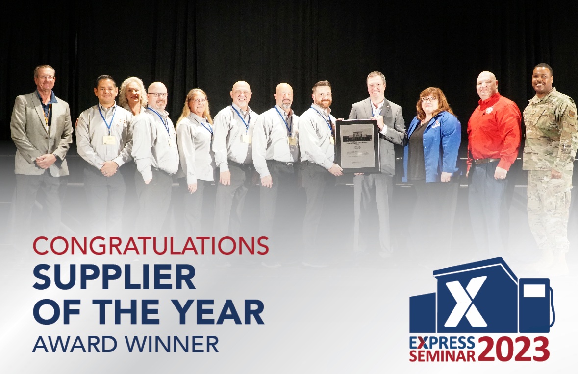 ExchangeAssoc's tweet photo. Exchange leaders presented Supplier of the Year awards to five vendors for their support in bringing a taste of home to the military community worldwide! ๐
#fyp #foryou #foryourpage #wegowhereyougo https://t.co/PekFGUBssa