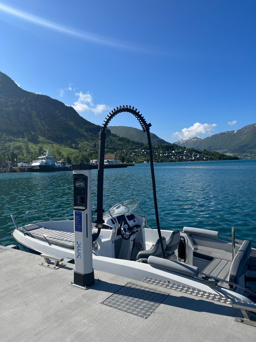 Happy World Oceans Day! 🌊 We believe it's important to reduce carbon emissions, on land and at sea, for a cleaner and quieter environment for us all.

🚤 PS. stay tuned for more on electric boats and e-boat charging coming soon⚡️

#worldoceansday #kempower #electricboats #norway